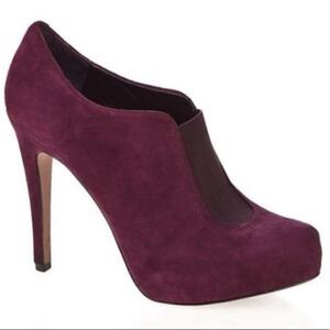 𝅺BCBGENERATION Priyah Ankle Bootie Shoe Heels